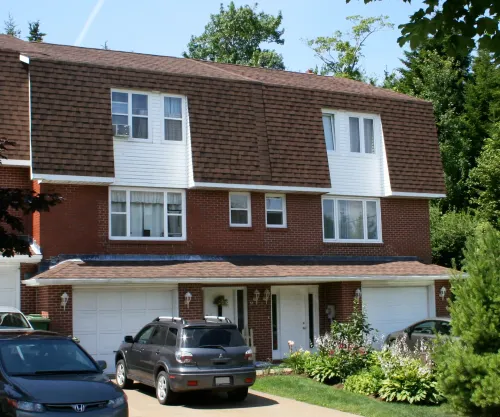 Chipstone townhouse for rent